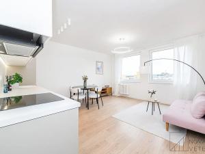 Pronájem bytu 2+kk, Praha - Žižkov, Květinková, 50 m2