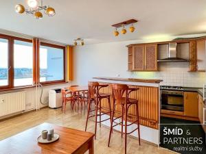 Prodej bytu 3+kk, Praha - Stodůlky, Amforová, 87 m2