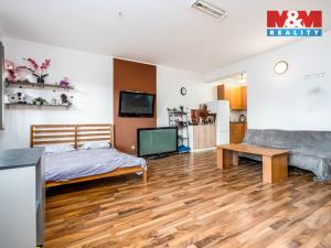 Prodej bytu 1+kk, Praha - Dolní Chabry, Spořická, 39 m2