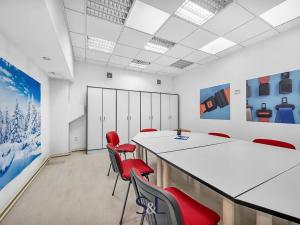 Prodej výrobních prostor, Turnov, Hruborohozecká, 2500 m2