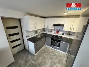 Prodej rodinného domu, Božice, 165 m2