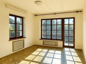 Pronájem vily, Praha - Břevnov, 316 m2