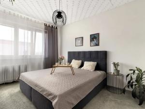 Pronájem bytu 2+1, Praha - Malešice, Bydžovského, 58 m2