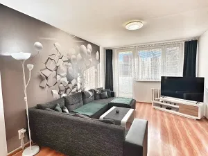 Prodej bytu 3+1, Kladno, Vít. Nezvala, 65 m2