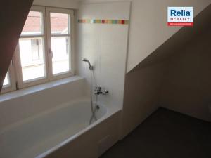 Pronájem bytu 1+1, Liberec, Na Kopečku, 36 m2