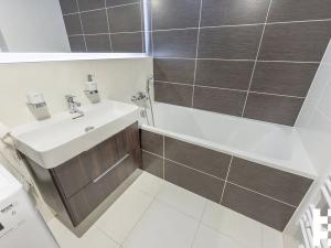 Pronájem bytu 2+kk, Praha - Vysočany, Čerpadlová, 60 m2