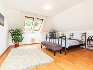 Pronájem rodinného domu, Praha - Kunratice, Ke hrádku, 417 m2