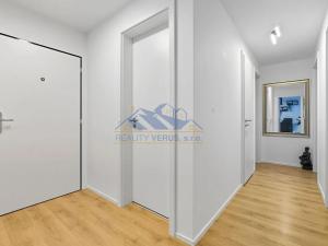 Pronájem bytu 3+kk, Beroun, U Židovského hřbitova, 77 m2