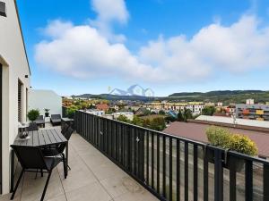 Pronájem bytu 3+kk, Beroun, U Židovského hřbitova, 77 m2