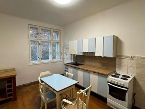 Pronájem bytu 3+1, Praha - Troja, Trojská, 70 m2