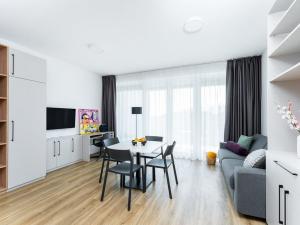 Pronájem bytu 3+kk, Praha - Vysočany, Odkolkova, 85 m2