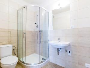 Pronájem bytu 2+1, Praha - Smíchov, Podbělohorská, 41 m2