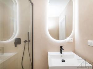 Prodej bytu 5+kk, Praha - Bohnice, Feřtekova, 88 m2