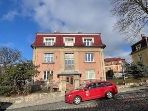 Pronájem bytu 3+kk, Liberec, Jiskrova, 75 m2