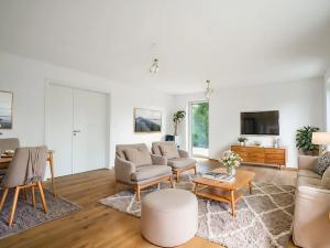 Pronájem rodinného domu, Kamenice, 183 m2