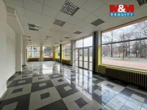 Pronájem obchodního prostoru, Ostrava - Moravská Ostrava, Partyzánské náměstí, 144 m2