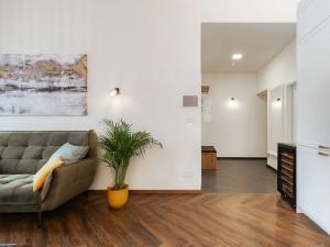 Prodej bytu 2+kk, Horní Planá, Náměstí, 59 m2