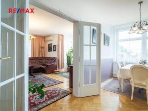 Prodej vily, Slaný, Máchova, 352 m2