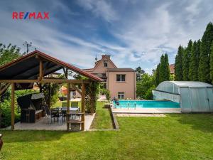 Prodej vily, Slaný, Máchova, 352 m2