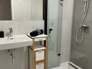 Pronájem bytu 1+kk, Praha - Smíchov, Grafická, 35 m2