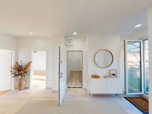 Pronájem atypického bytu, Praha - Vokovice, Na dlouhém lánu, 139 m2