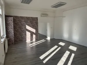 Pronájem kanceláře, Praha - Žižkov, Tovačovského, 86 m2