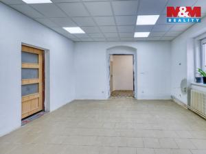 Pronájem obchodního prostoru, Přeštice, Masarykovo nám., 183 m2