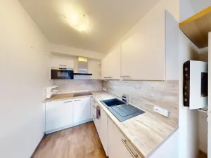 Pronájem bytu 2+kk, Praha - Kobylisy, Šiškova, 45 m2