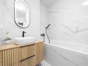 Prodej bytu 3+kk, Praha - Prosek, Vysočanská, 82 m2