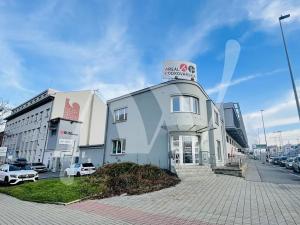 Pronájem kanceláře, Praha - Vysočany, Podkovářská, 456 m2