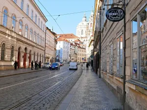 Pronájem obchodního prostoru, Praha - Malá Strana, Karmelitská, 115 m2