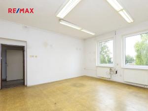 Pronájem kanceláře, Pardubice, Husova, 242 m2