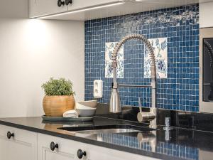 Prodej bytu 2+1, Praha - Malá Strana, Zámecká, 47 m2