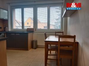 Pronájem bytu 3+1, Třebíč - Týn, Jar. Ježka, 80 m2