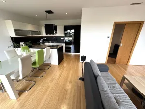 Prodej bytu 3+kk, Pohořelice, Znojemská, 115 m2