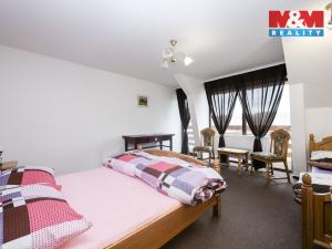 Prodej obchodního prostoru, Zvole, 1860 m2