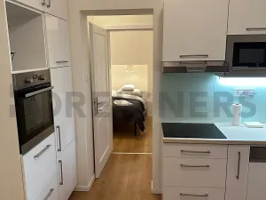 Pronájem bytu 2+kk, Praha - Žižkov, Ježkova, 37 m2