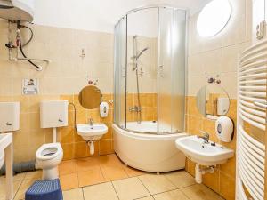 Pronájem bytu 4+kk, Lochovice, 105 m2