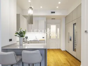 Prodej bytu 2+kk, Praha - Staré Město, Vězeňská, 62 m2