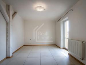 Pronájem bytu 2+kk, Praha - Holešovice, Komunardů, 48 m2