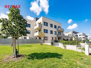 Prodej bytu 3+kk, Horoměřice, Karla IV., 80 m2