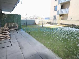 Pronájem bytu 2+kk, Praha - Strašnice, Zvěřinova, 121 m2