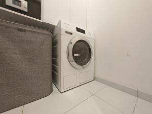 Pronájem bytu 3+kk, Praha - Smíchov, Grafická, 95 m2