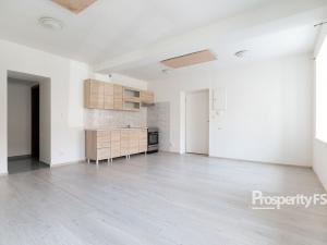 Prodej bytu 1+kk, Kladno - Dubí, Hradčanská, 33 m2