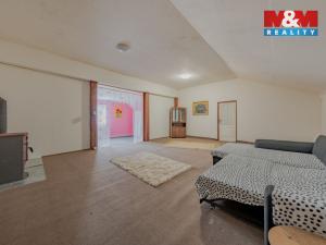 Prodej rodinného domu, Branky, 470 m2