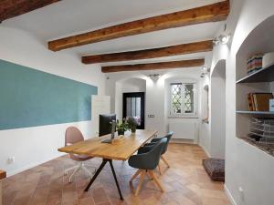 Pronájem obchodního prostoru, Benátky nad Jizerou, Husovo náměstí, 30 m2