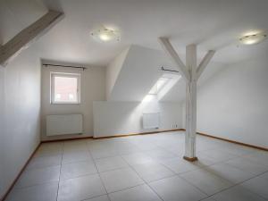 Pronájem bytu 2+kk, Praha - Holešovice, Komunardů, 55 m2