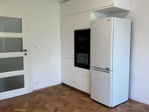 Pronájem bytu 2+kk, Praha - Strašnice, Na Třebešíně, 46 m2
