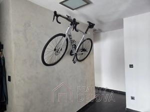 Prodej rodinného domu, Hrabyně, 180 m2