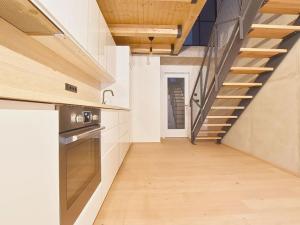 Pronájem bytu 3+kk, Praha - Vysočany, Kolbenova, 72 m2